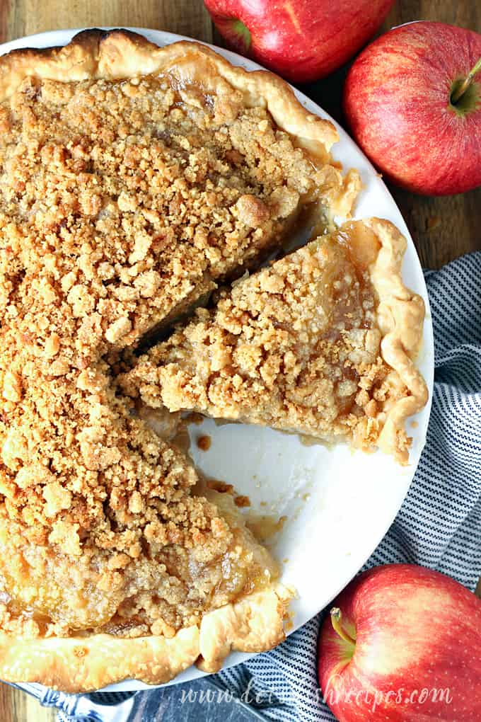 Apple Crumble Pie