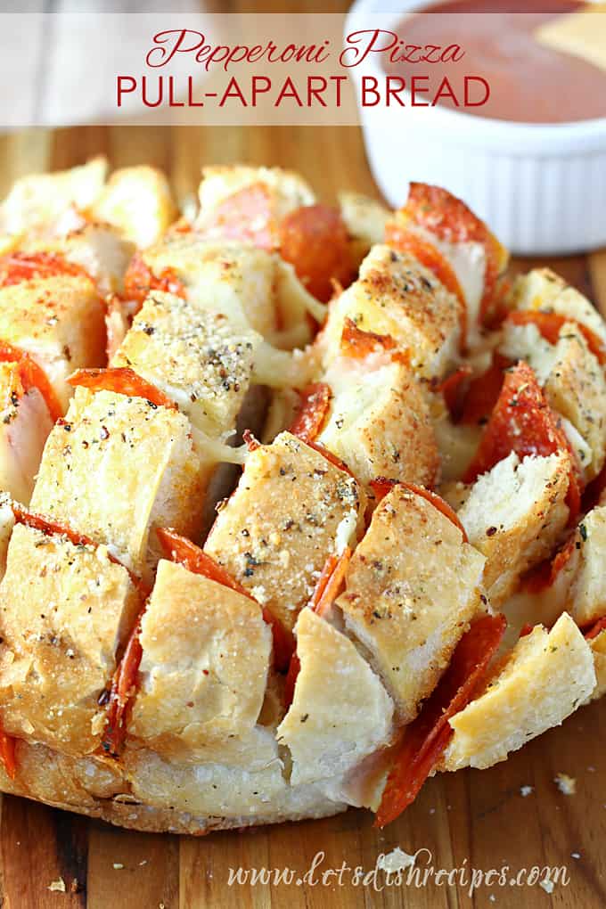 Pepperoni Pizza Pull-Apart Bread