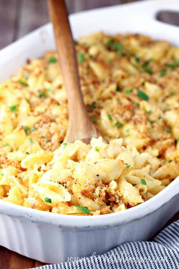 Easy Baked Mac and Cheese