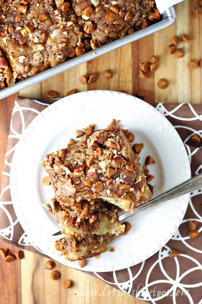 Banana Cinnamon Chip Coffee Cake