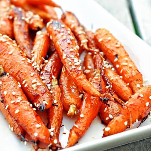 Honey Ginger Roasted Carrots feature