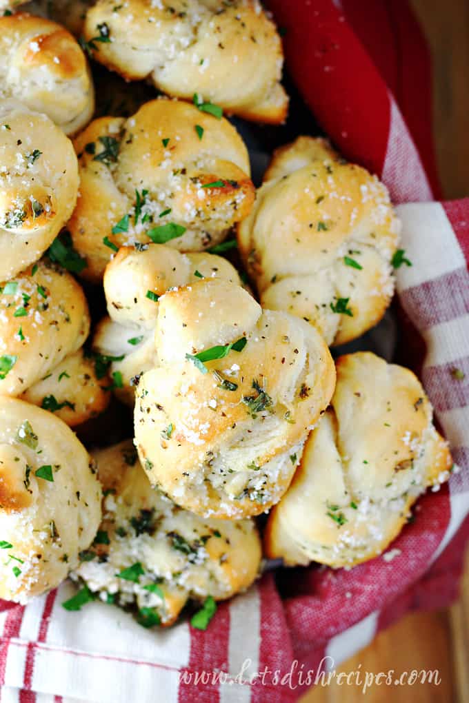 Easy Parmesan Garlic Knots