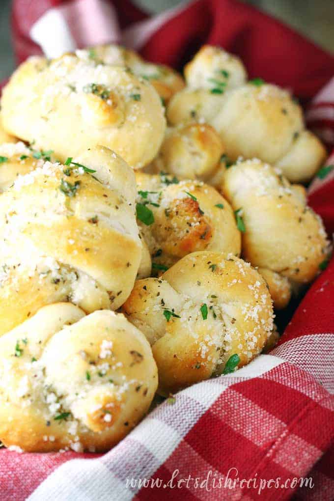 Easy Parmesan Garlic Knots