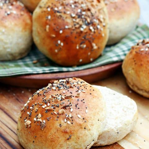 Hamburger Buns feature