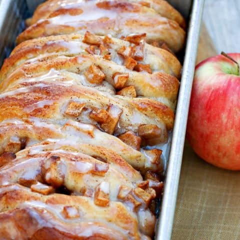 Apple Fritter Pull Apart feature