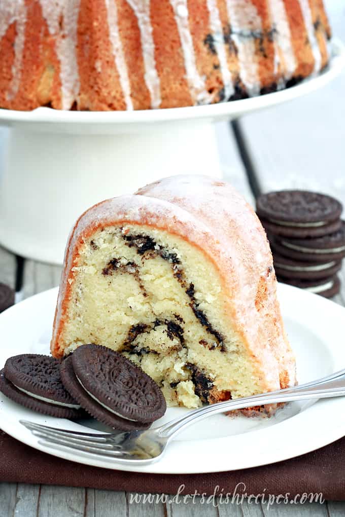 Cookies and Cream Pound Cake