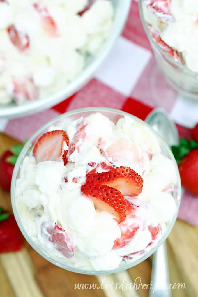 Strawberry Banana Cheesecake Salad