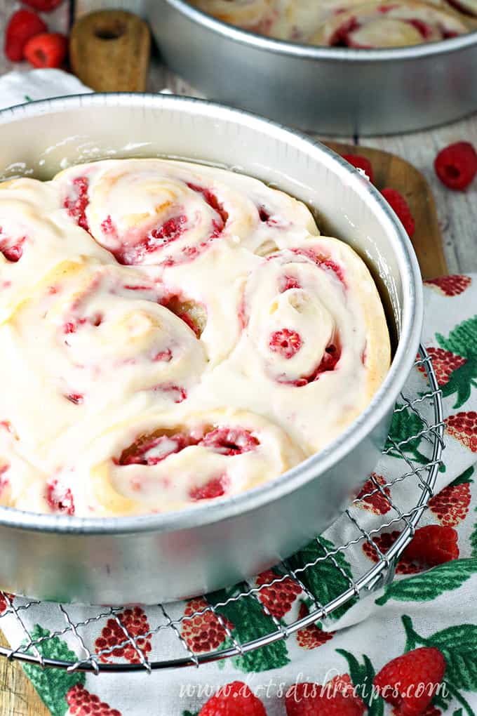 Raspberry Cream Cheese Sweet Rolls