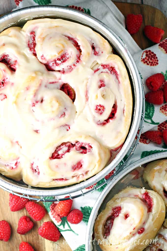 Raspberry Cream Cheese Sweet Rolls