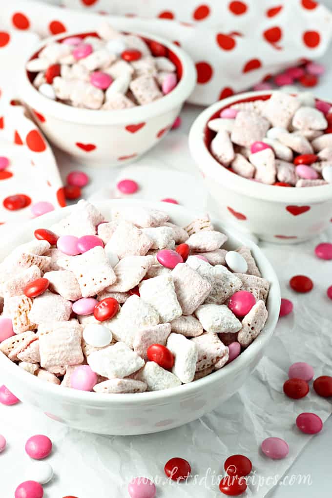 Strawberry Muddy Buddies