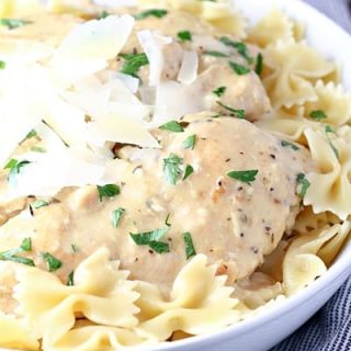 Slow Cooker Garlic Chicken