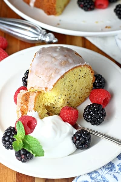 Easy Poppy Seed Cake