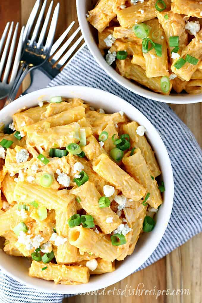 Slow Cooker Buffalo Chicken Rigatoni