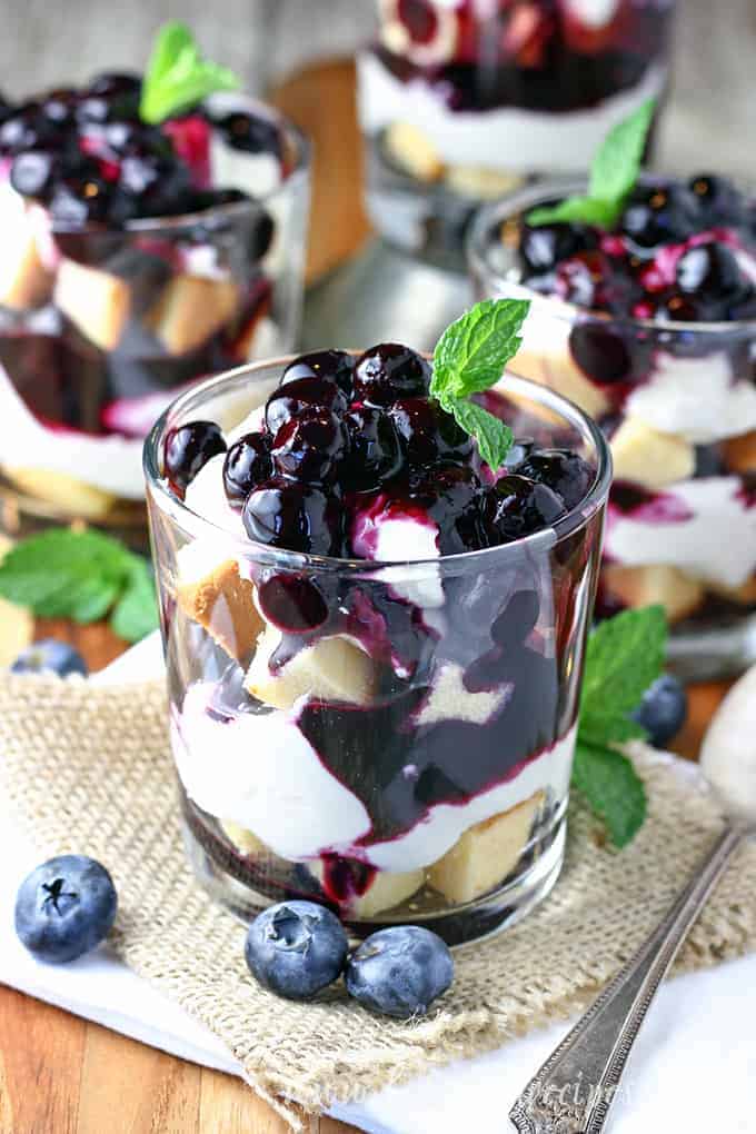 Blueberry Cheesecake Parfaits