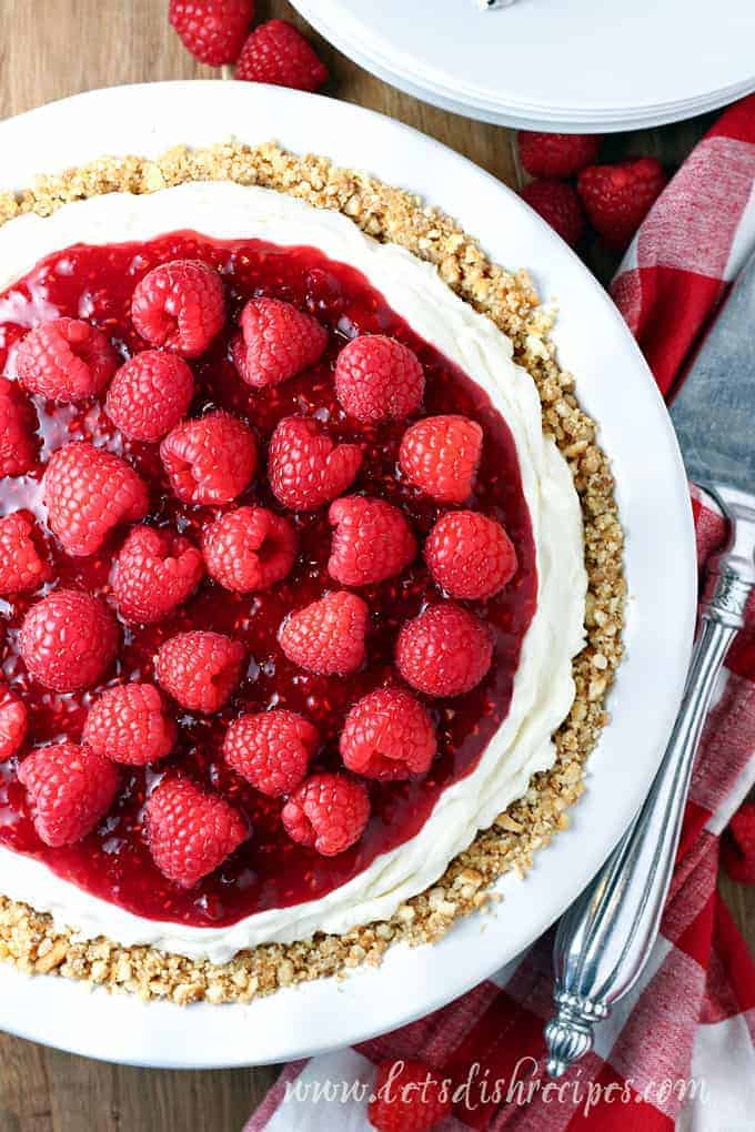 No-Bake Raspberry Cream Cheese Pie