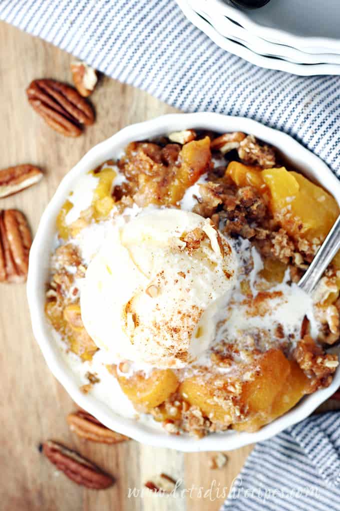 Slow Cooker Peach Crisp