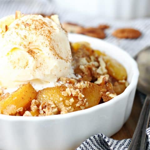 Slow Cooker Peach Crisp feature