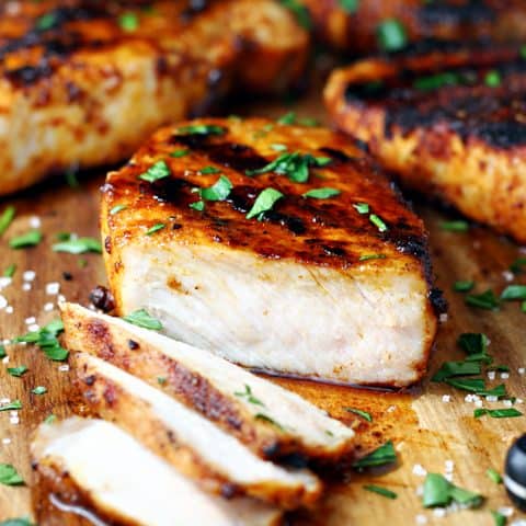 Juicy Grilled Pork Chops feature