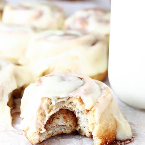 Easy 40 Minute Cinnamon Rolls feature