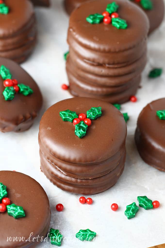 Chocolate Caramel Ritz Cracker Sandwiches