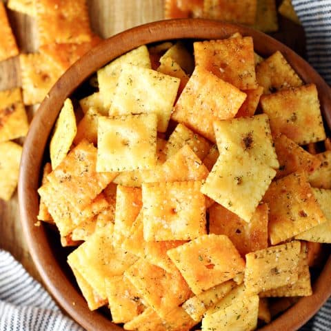 Ultimate Seasoned Cheese Crackers feature