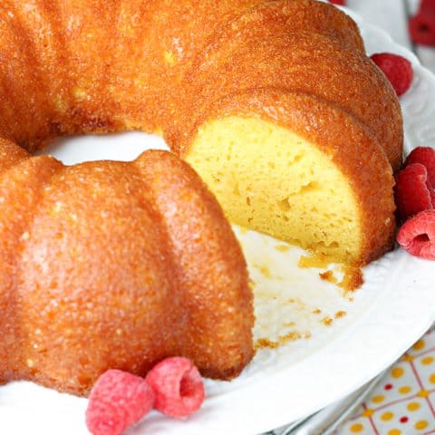 Easy Pineapple Bundt Cake feature