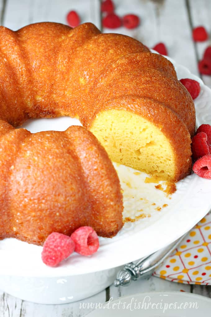 Easy Pineapple Bundt Cake