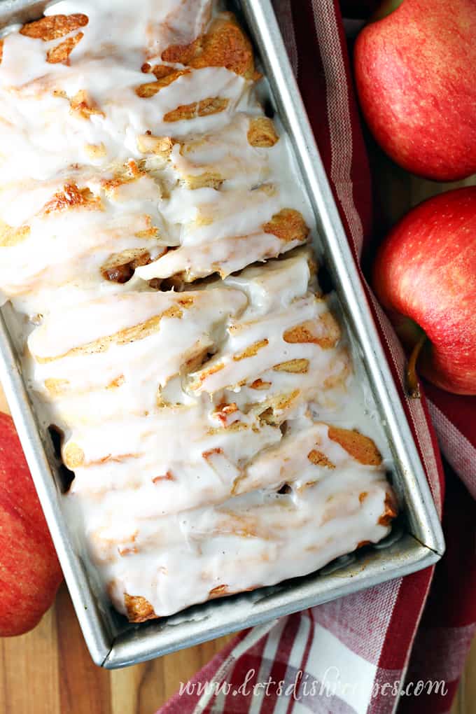 Easy Apple Fritter Pull-Apart Bread