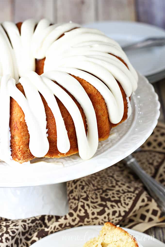 Banana Bread Bundt Cake