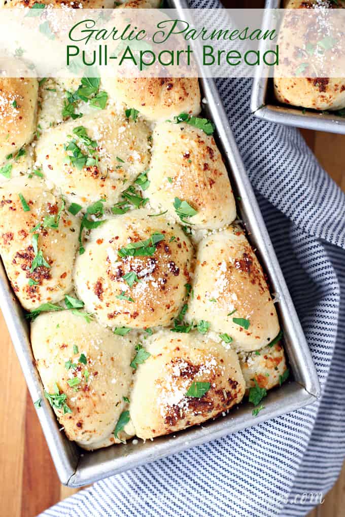 Garlic Parmesan Pull-Apart Bread