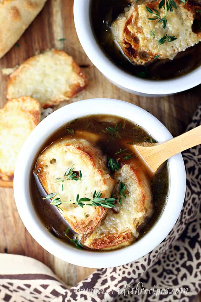 Simple Slow Cooker French Onion Soup