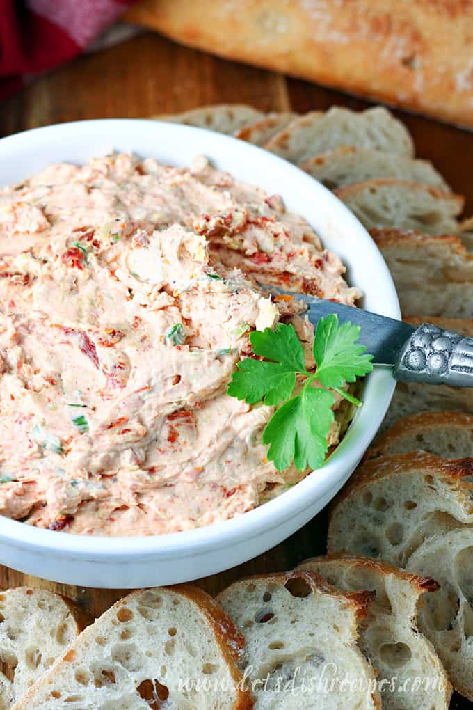 Sun-Dried Tomato Artichoke Dip