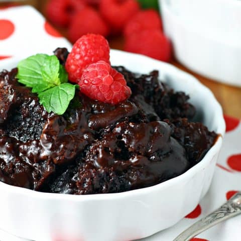 Easy Slow Cooker Chocolate Lava Cake feature