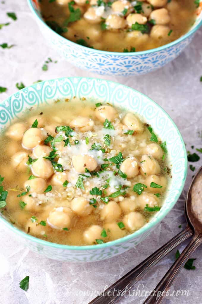 Easy Quinoa Chickpea Soup with Lemon