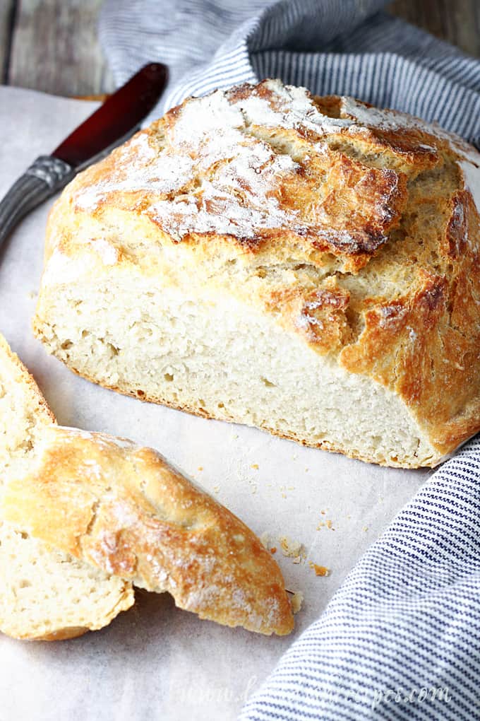 Easy No-Knead Dutch Oven Bread