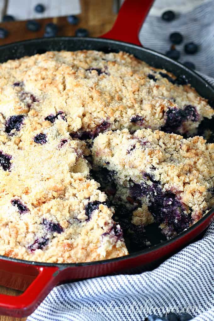 Old Fashioned Blueberry Buckle