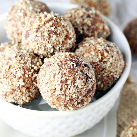 Pumpkin Chocolate Chip Energy Bites feature