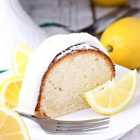 Italian Lemon Pound Cake feature