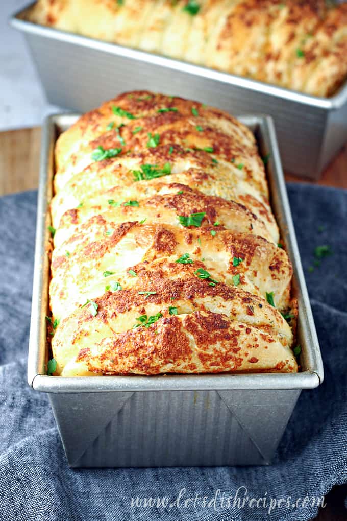 Easy Pull-Apart Garlic Bread