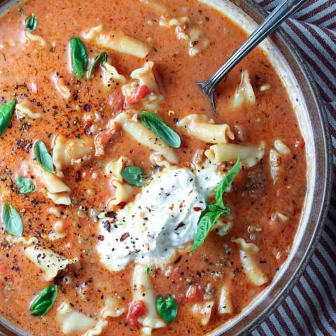 Creamy Lasagna Soup feature