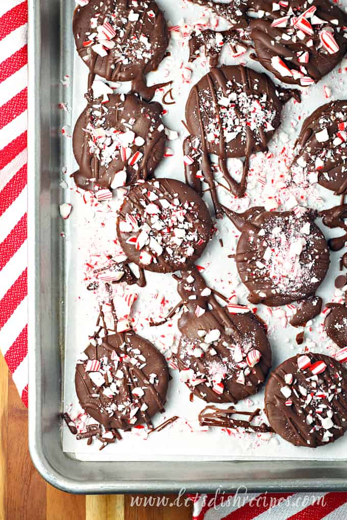 Easy No-Bake Peppermint Thins